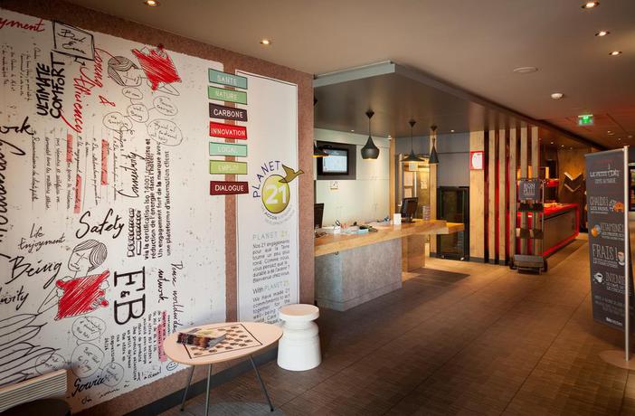 Imagen de los interiores del Hotel Ibis Lorient Centre Gare. Foto 7