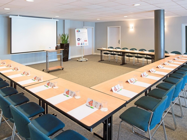 Imagen de los interiores del Hotel Ibis Luxembourg Sud. Foto 14