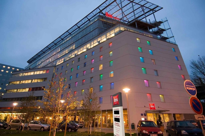 Imagen general del Hotel Ibis Lyon Caluire Cité Internationale. Foto 2