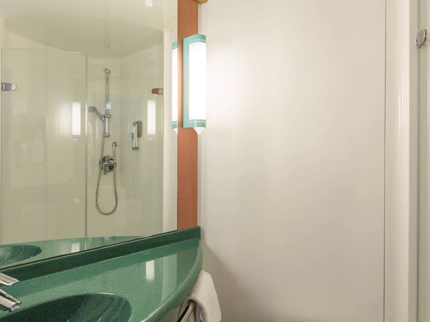 Imagen de la habitación del Hotel Ibis Lyon Est Bron. Foto 18