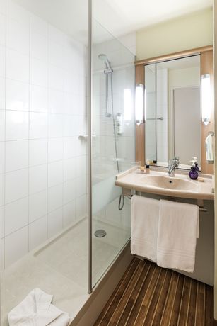 Imagen de la habitación del Hotel Ibis Lyon Gare La Part Dieu. Foto 16