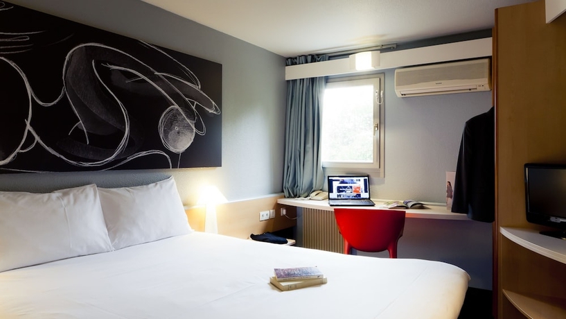 Imagen de la habitación del Hotel Ibis Lyon Nord. Foto 6