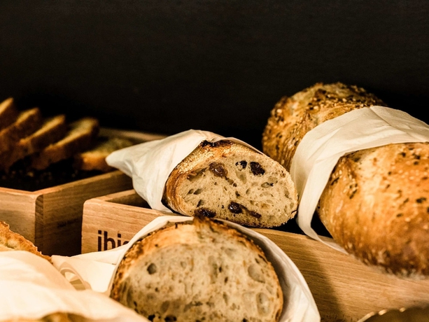 Imagen del bar/restaurante del Hotel Ibis Lyon Sud Chasse Sur Rhone. Foto 5