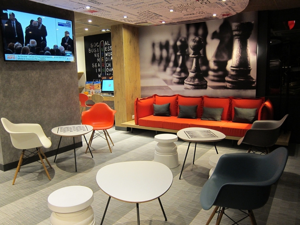 Imagen de los interiores del Hotel Ibis Lyon Villefranche Sur Saone. Foto 15