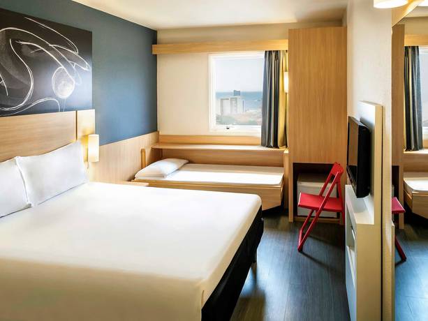 Imagen de la habitación del Hotel Ibis Macae. Foto 10