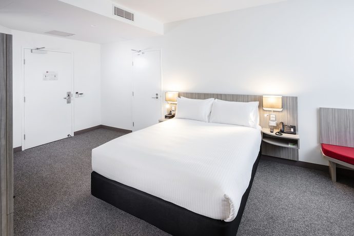 Imagen de la habitación del Hotel Ibis Mackay. Foto 5