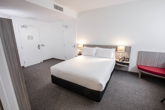 Imagen de la habitación del Hotel Ibis Mackay. Foto 11