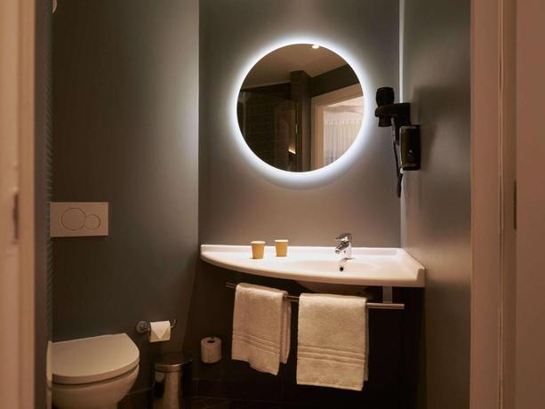 Imagen de la habitación del Hotel Ibis Madrid Aeropuerto Barajas. Foto 18