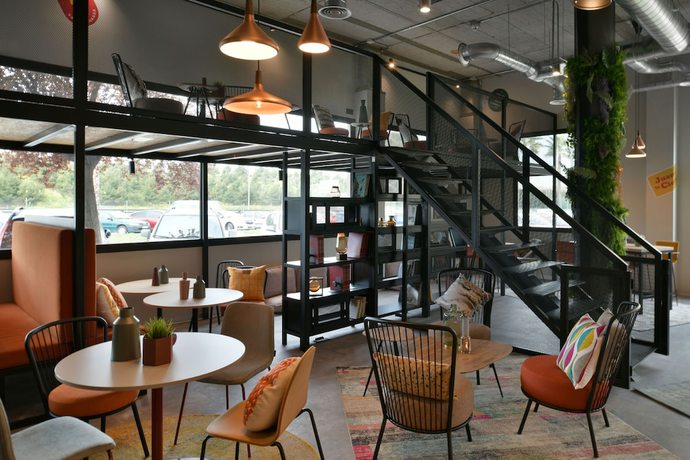 Imagen del bar/restaurante del Hotel Ibis Madrid Getafe. Foto 1