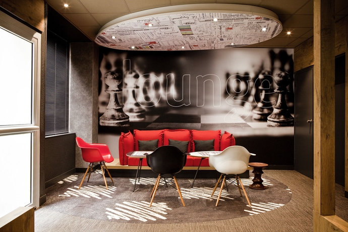 Imagen de los interiores del Hotel Ibis Maine Montparnasse. Foto 15