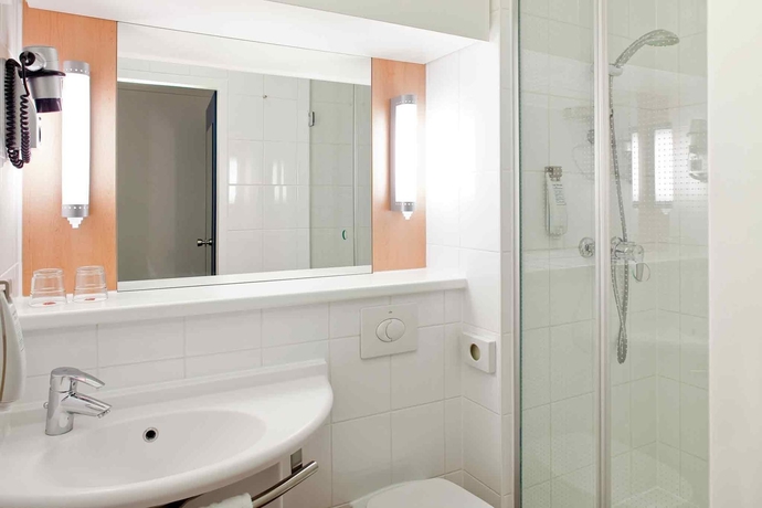 Imagen de la habitación del Hotel Ibis Mainz City. Foto 13