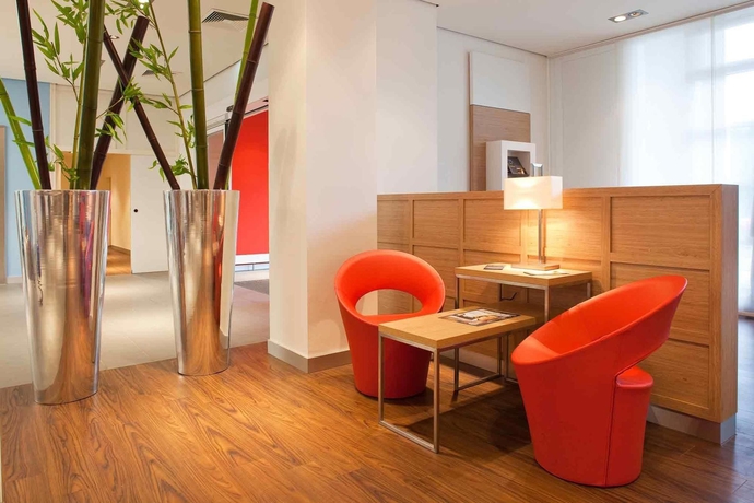 Imagen de los interiores del Hotel Ibis Mainz City. Foto 15