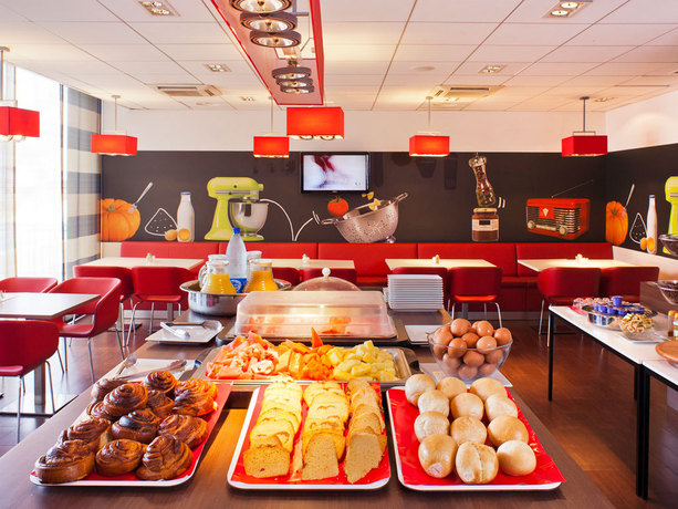 Imagen general del Hotel Ibis Malabo. Foto 6