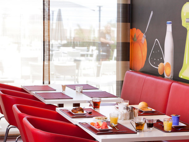 Imagen general del Hotel Ibis Malabo. Foto 8