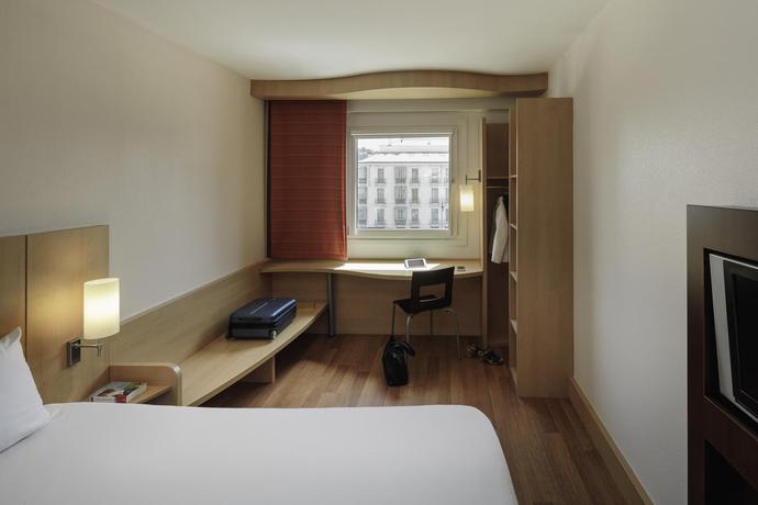 Imagen de la habitación del Hotel Ibis Malaga Centro Ciudad. Foto 13