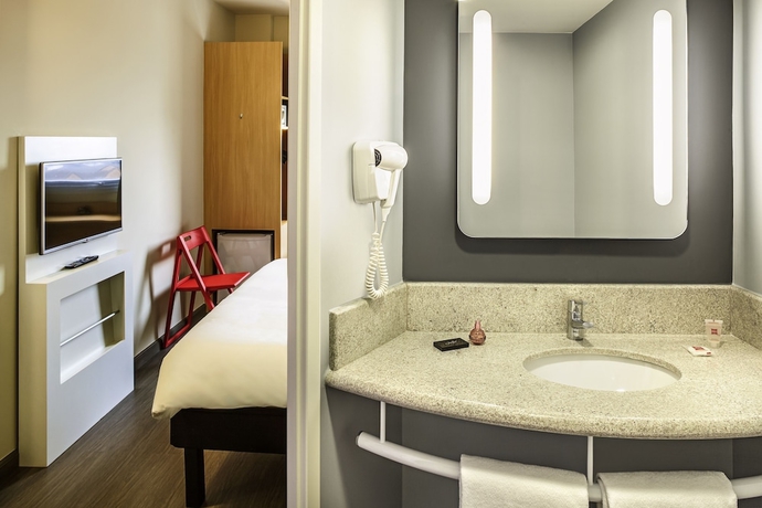 Imagen de la habitación del Hotel Ibis Marilia. Foto 9