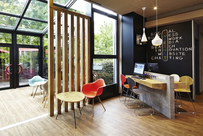 Imagen de los interiores del Hotel Ibis Marne La Vallée Champs. Foto 15