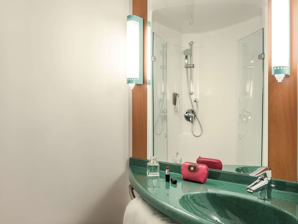 Imagen de la habitación del Hotel Ibis Marne La Vallée Val D'europe. Foto 13