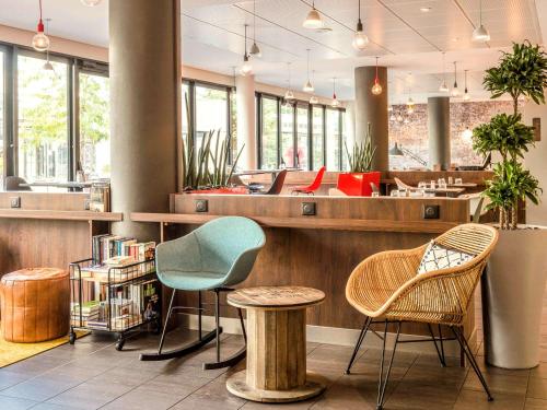 Imagen de los interiores del Hotel Ibis Marne La Vall&eacute;e Val D'europe. Foto 9