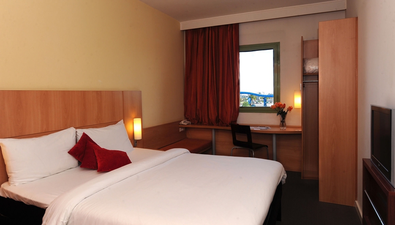 Imagen de la habitación del Hotel Ibis Marrakech Palmeraie. Foto 7