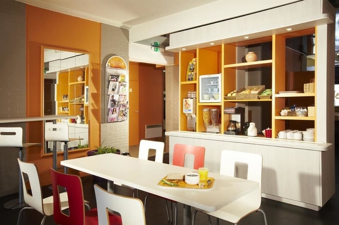 Imagen del bar/restaurante del Hotel Ibis Marseille Centre Prefecture. Foto 4