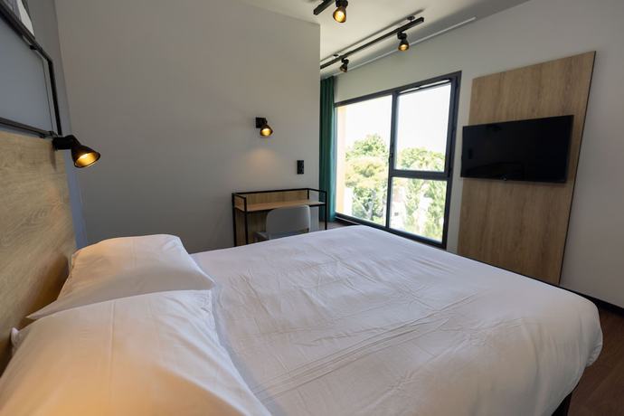 Imagen de la habitación del Hotel Ibis Marseille Marignane Technopole. Foto 11