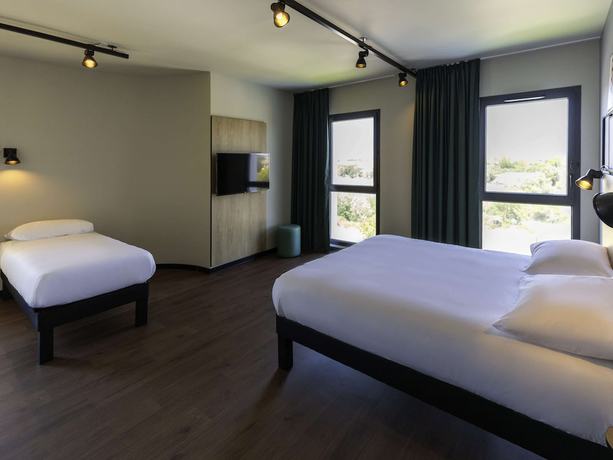 Imagen de la habitación del Hotel Ibis Marseille Marignane Technopole. Foto 13