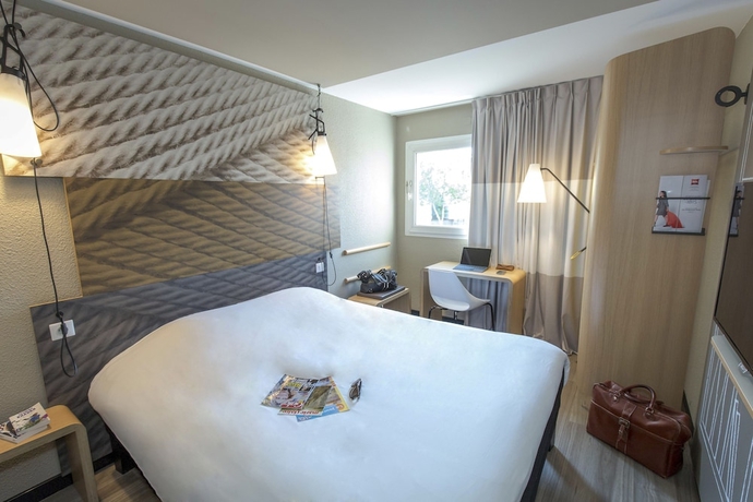 Imagen de la habitación del Hotel Ibis Marseille Timone. Foto 3