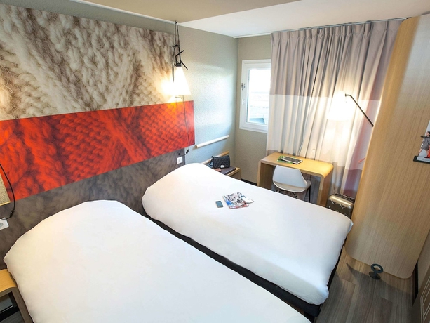 Imagen de la habitación del Hotel Ibis Marseille Timone. Foto 13
