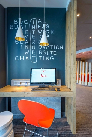 Imagen de los interiores del Hotel Ibis Marseille Timone. Foto 19