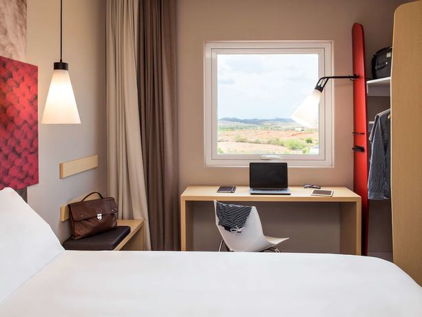 Imagen de la habitación del Hotel Ibis Mazatlán Marina. Foto 12