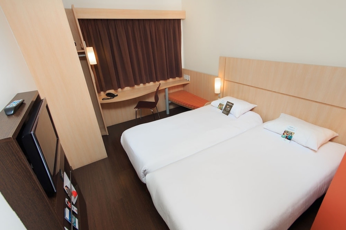 Imagen de la habitación del Hotel Ibis Medellin. Foto 12