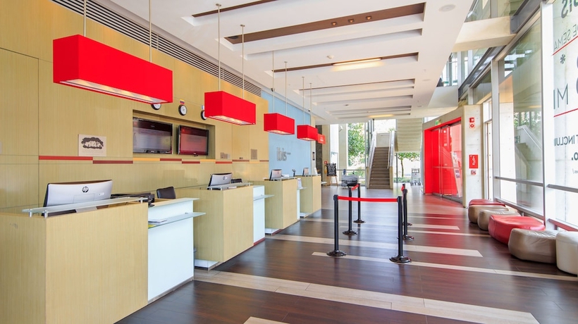 Imagen de los interiores del Hotel Ibis Medellin. Foto 19