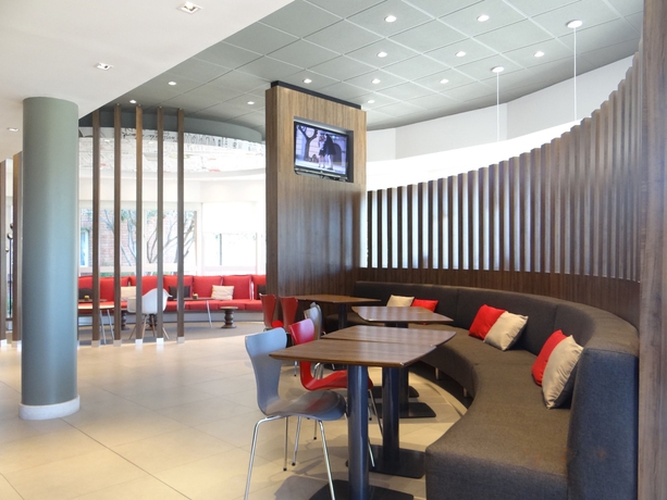 Imagen de los interiores del Hotel Ibis Mendoza. Foto 9