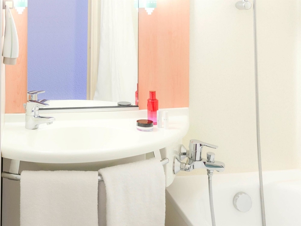 Imagen de la habitación del Hotel Ibis Metz Centre Cathédrale. Foto 10