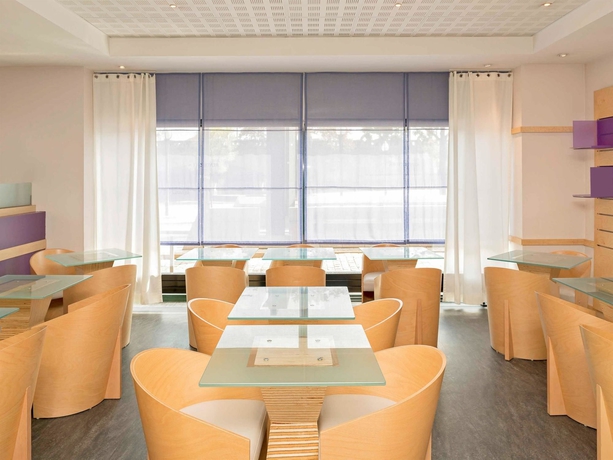 Imagen del bar/restaurante del Hotel Ibis Metz Centre Gare. Foto 11