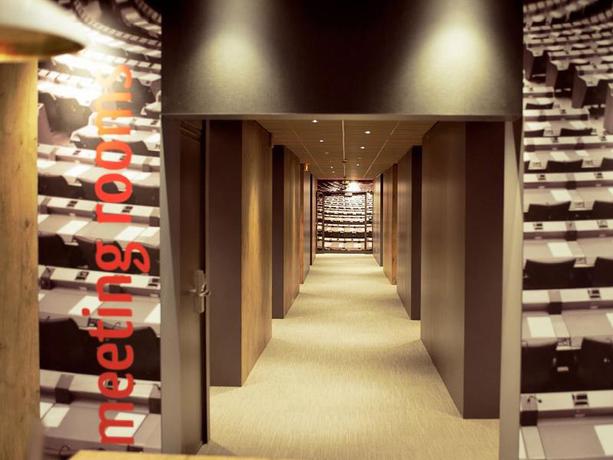 Imagen de los interiores del Hotel Ibis Mianyang Jiangyou. Foto 4