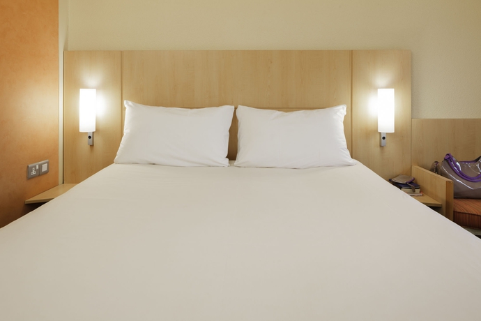 Imagen de la habitación del Hotel Ibis Milano Centro. Foto 8