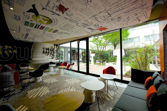 Imagen de los interiores del Hotel Ibis Milano Centro. Foto 16