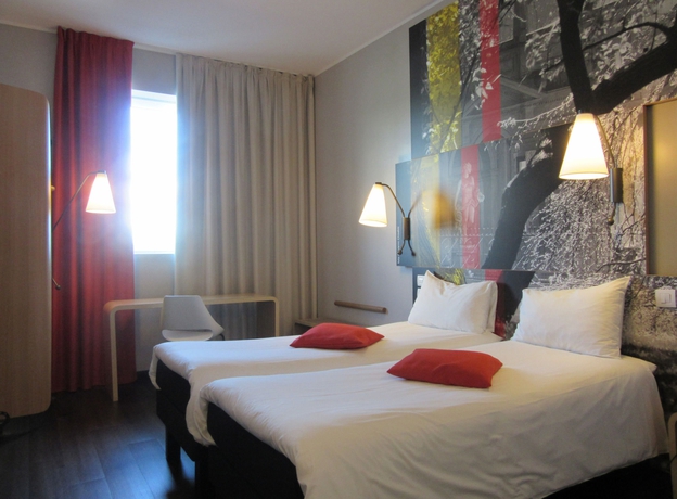 Imagen de la habitación del Hotel Ibis Milano Fiera. Foto 13