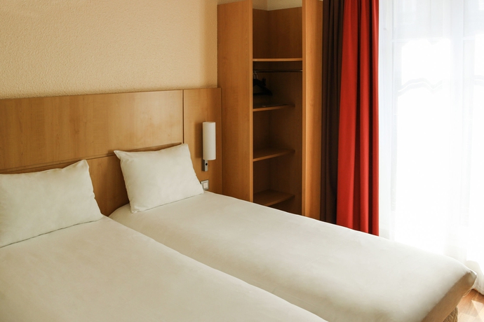 Imagen de la habitación del Hotel Ibis Milano Malpensa Aeroporto. Foto 13