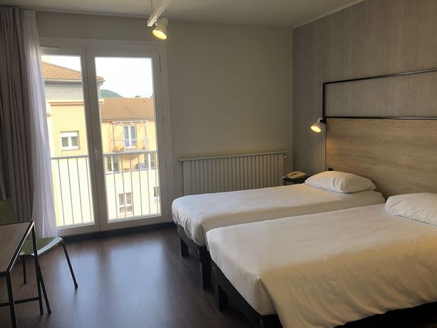 Imagen de la habitación del Hotel Ibis Millau. Foto 3