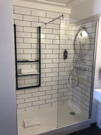 Imagen de la habitación del Hotel Ibis Millau. Foto 4