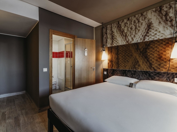 Imagen de la habitación del Hotel Ibis Mohammedia. Foto 19