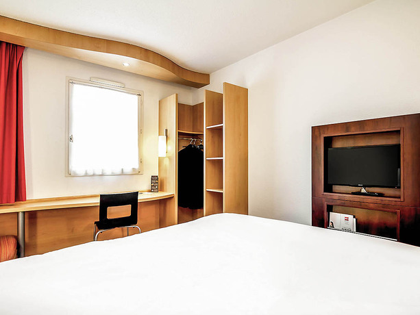 Imagen de la habitación del Hotel Ibis Montauban. Foto 8
