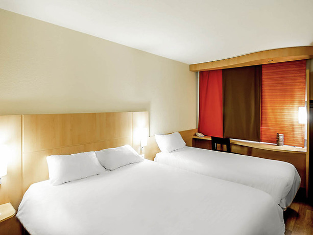 Imagen de la habitación del Hotel Ibis Montauban. Foto 9