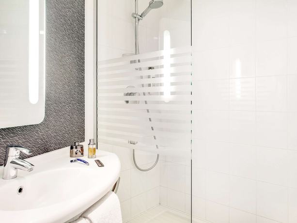 Imagen de la habitación del Hotel Ibis Montceau Les Mines. Foto 19