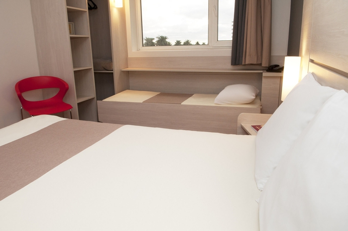 Imagen de la habitación del Hotel Ibis Montevideo Rambla. Foto 13