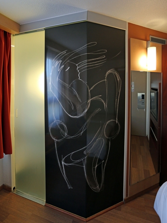 Imagen de la habitación del Hotel Ibis Montpellier Centre Polygone. Foto 9