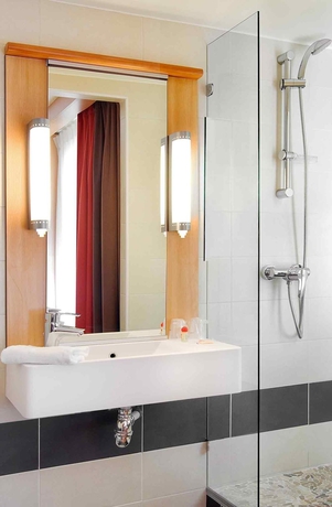 Imagen de la habitación del Hotel Ibis Montpellier Centre Polygone. Foto 14